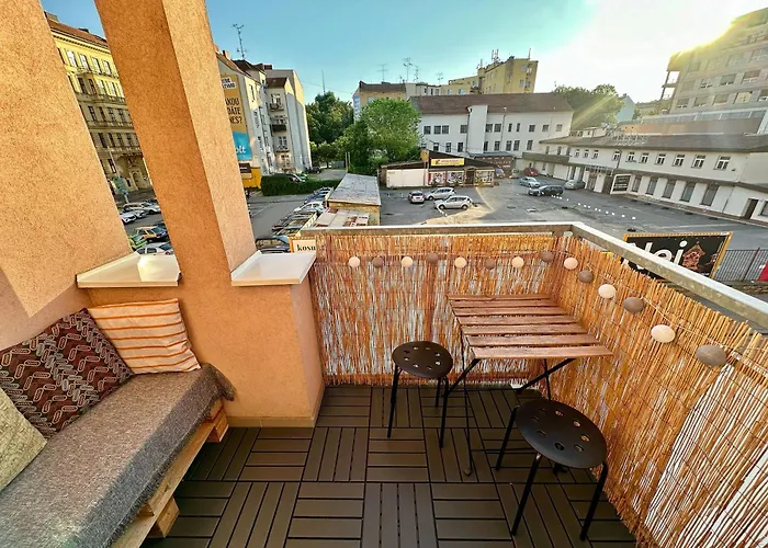 Bright And Central Suite With A Balcony