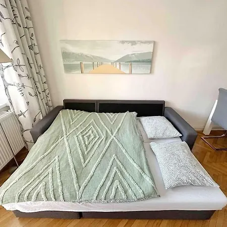 Bright And Central Suite With A Balcony Brünn Exterior foto